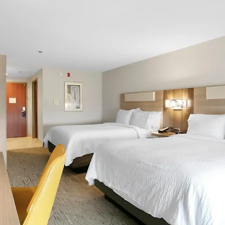 Holiday Inn Express - Gulfport Beach By Ihg Exterior foto